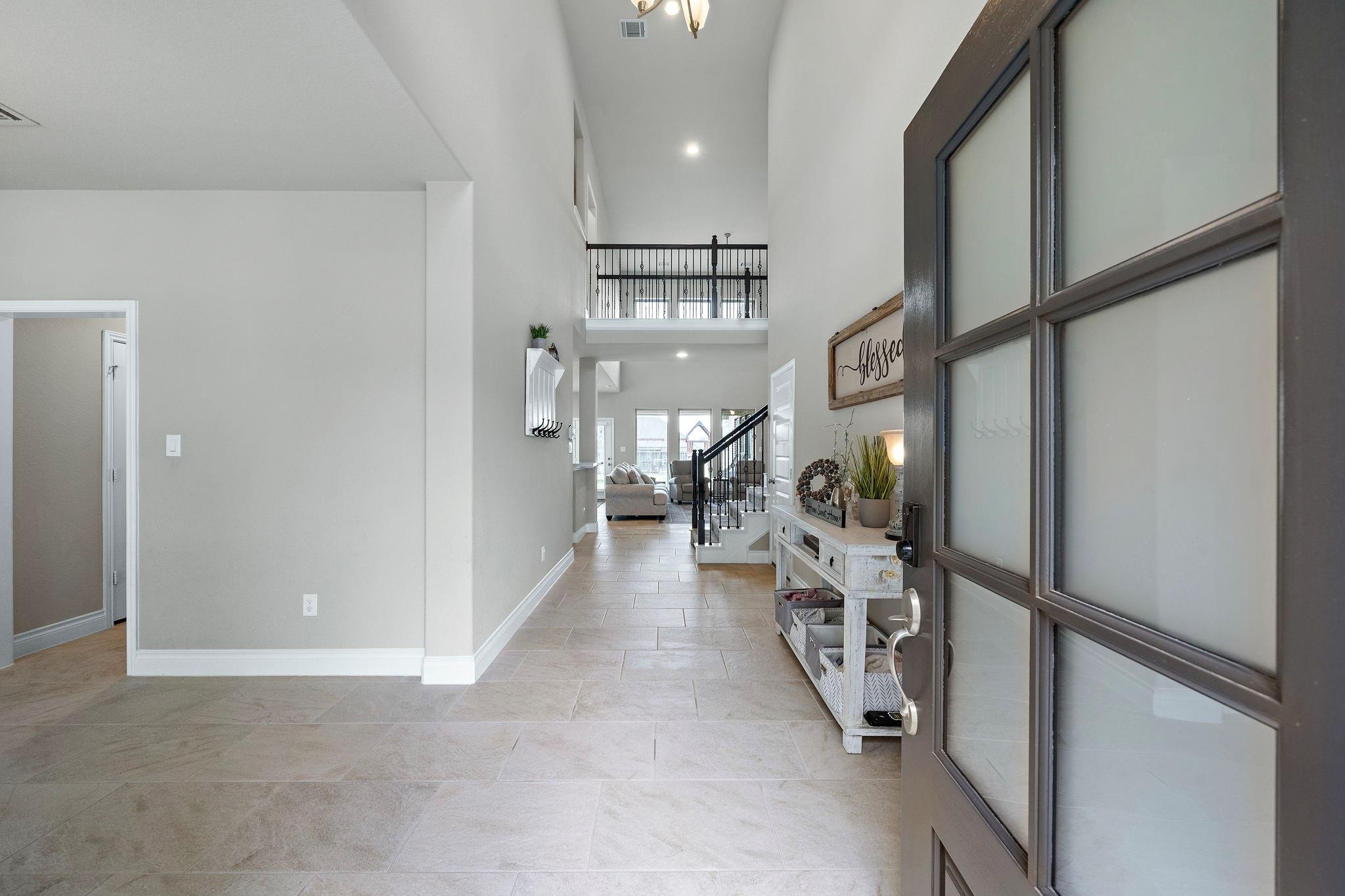 6902 N Elmwood Trail