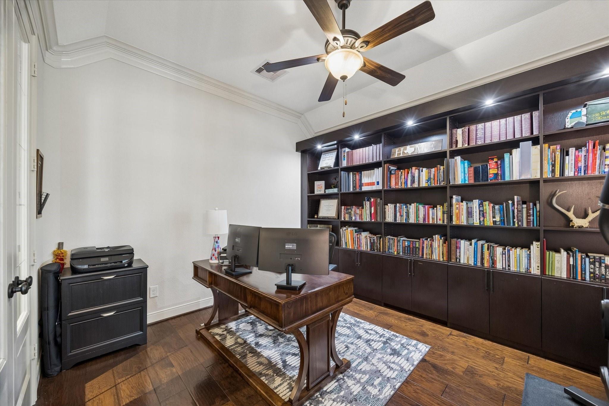 8810 Purdy Crescent Trail