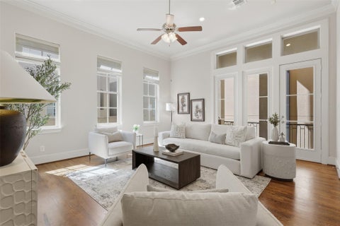 Photo of 1348 W 25th Street, Houston, TX 77008 (MLS # 37998948)