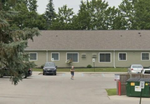 Apartment For Rent - 424 W Ave Reed City<br/> Franklin, MI 49677