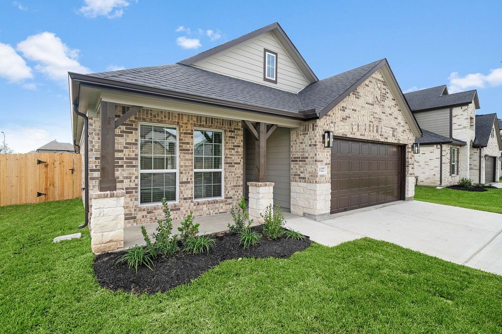 Photo of 3327 Tilley Dr Dr, Roenberg, TX 77471 (MLS # 90554723)
