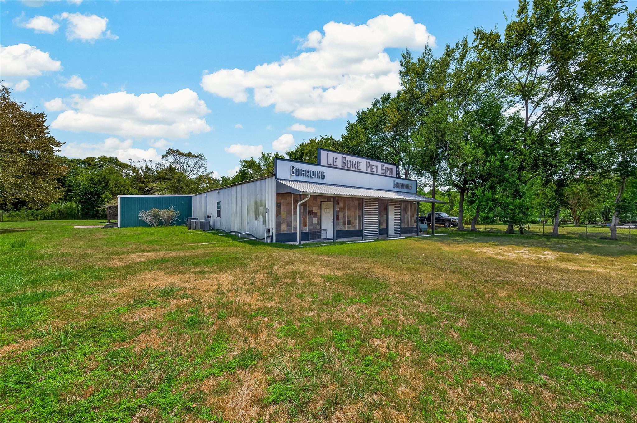 3725 Allen Road