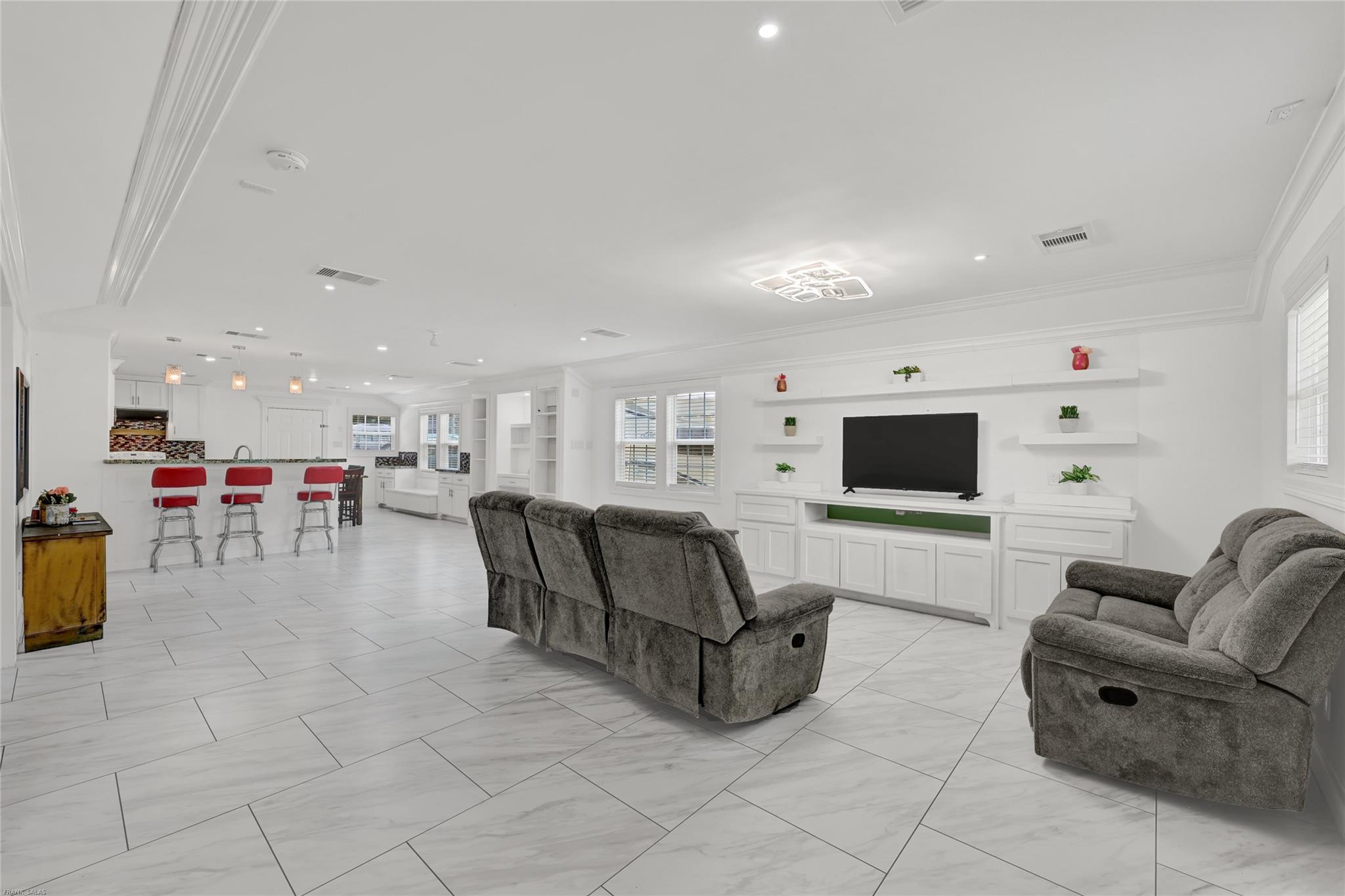 10773 Royal Pines Drive