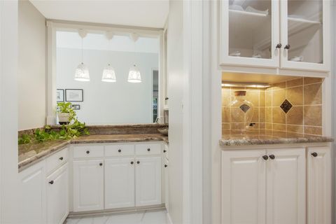 Tiny photo for 354 Tealwood Drive, Houston, TX 77024 (MLS # 8550812)