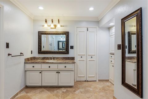 Tiny photo for 354 Tealwood Drive, Houston, TX 77024 (MLS # 8550812)