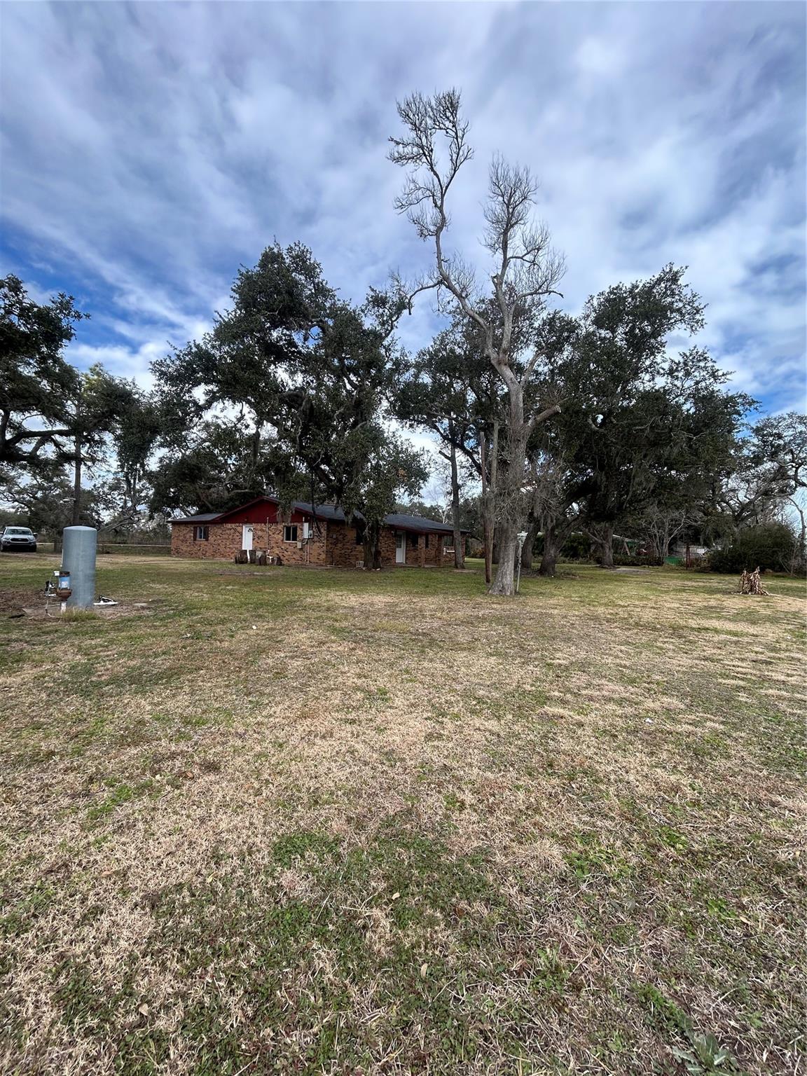 5811 E S F Austin Road