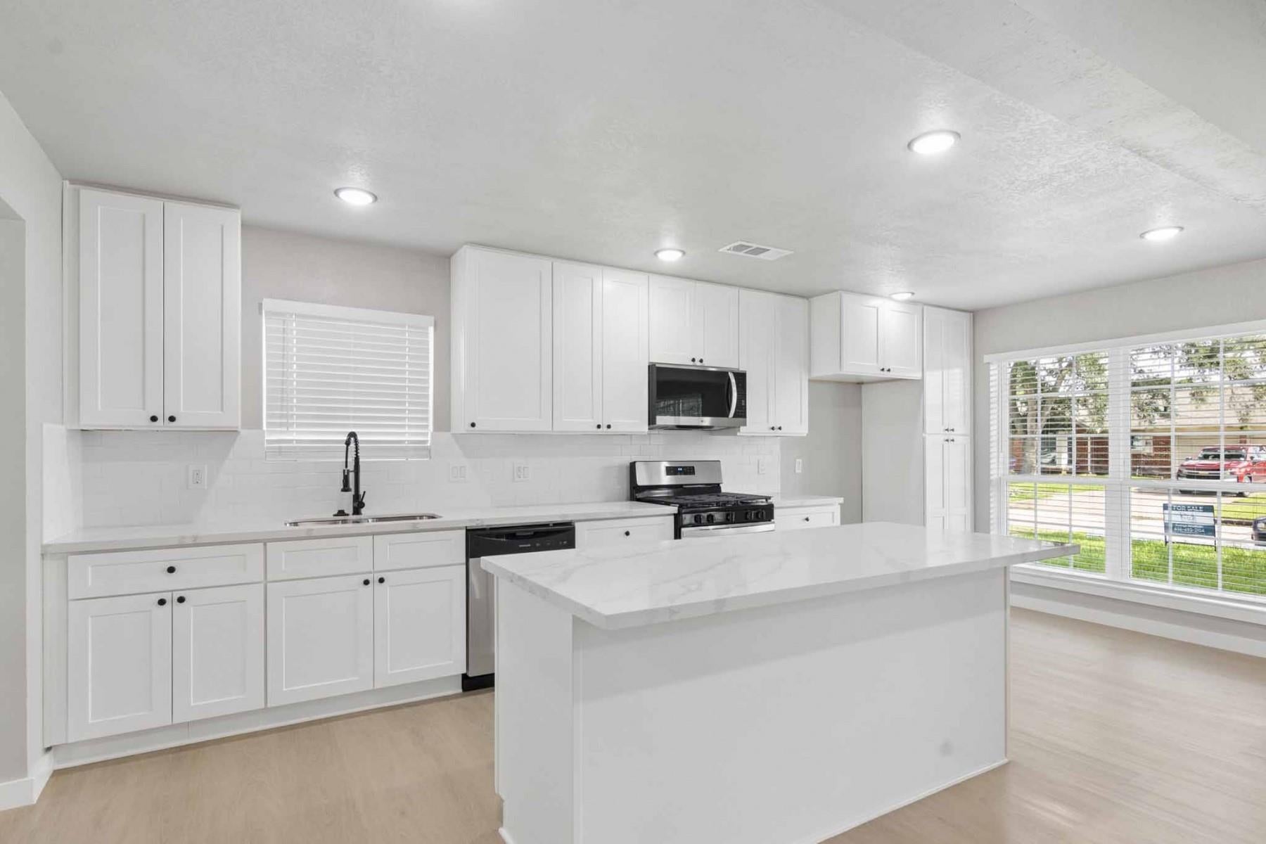 10423 Quiet Hill Road