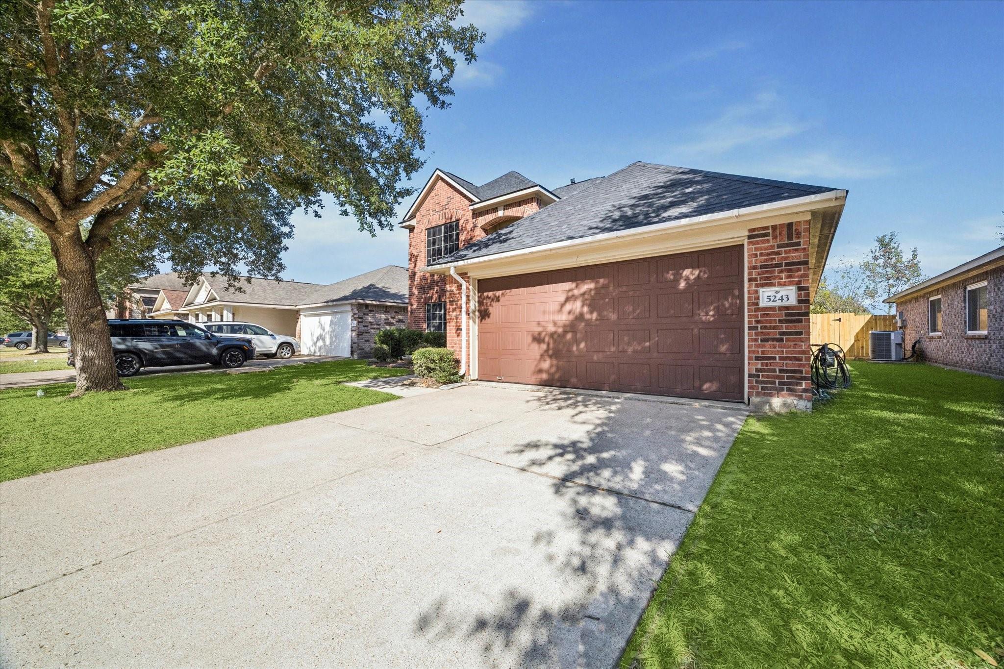 5243 El Tigre Lane