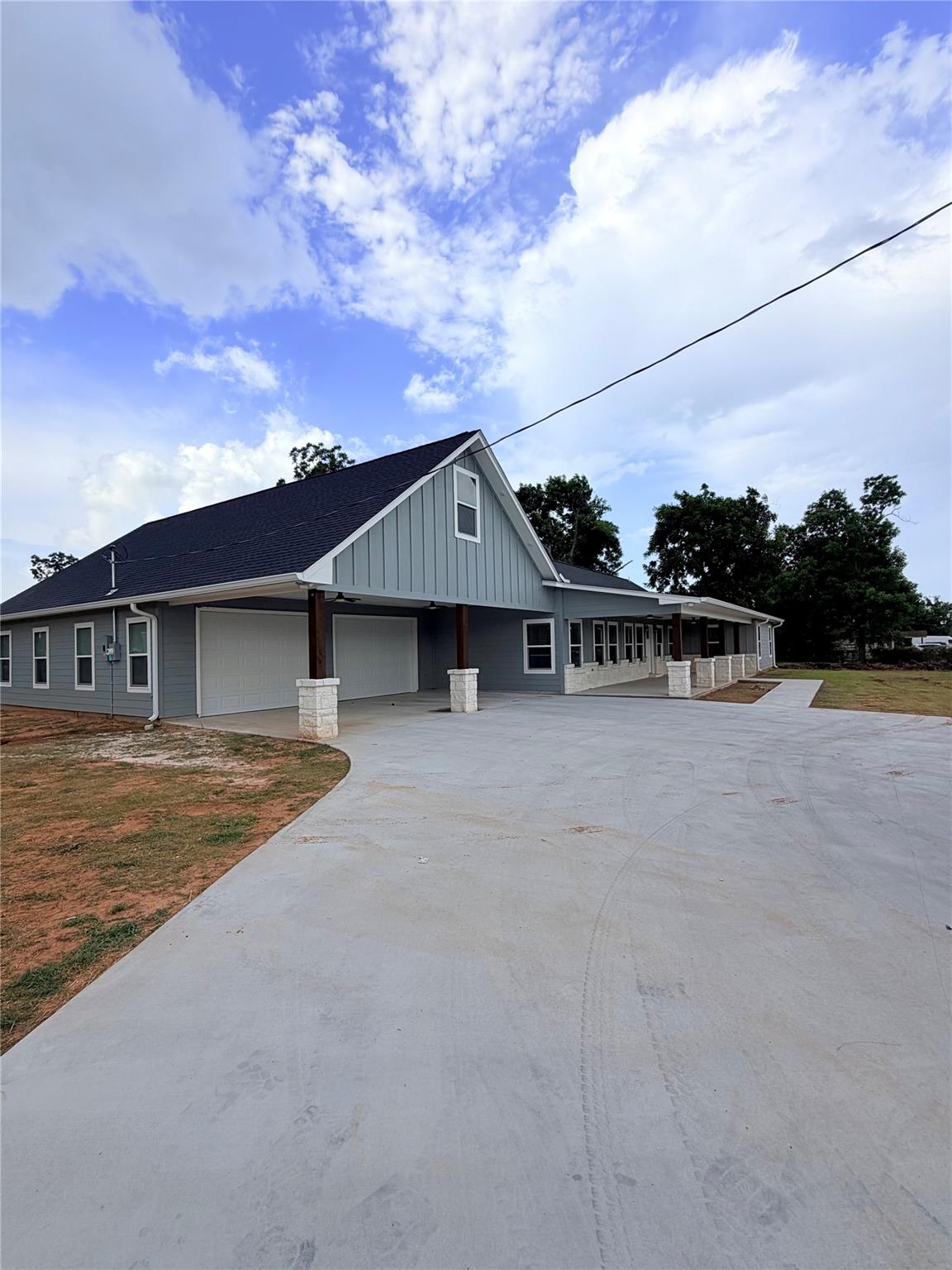 301 E San Bernard St