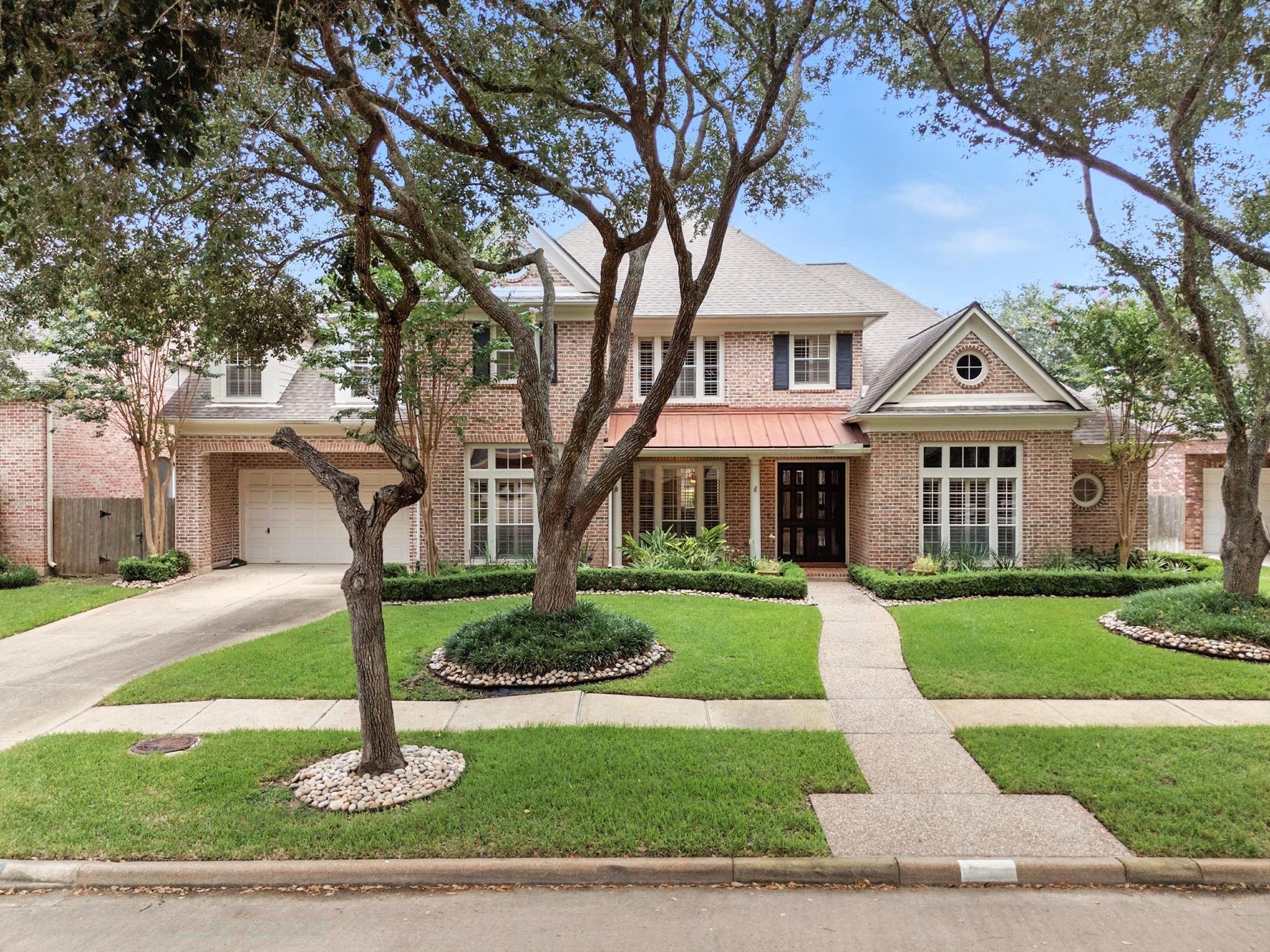 3223 Riviera Drive