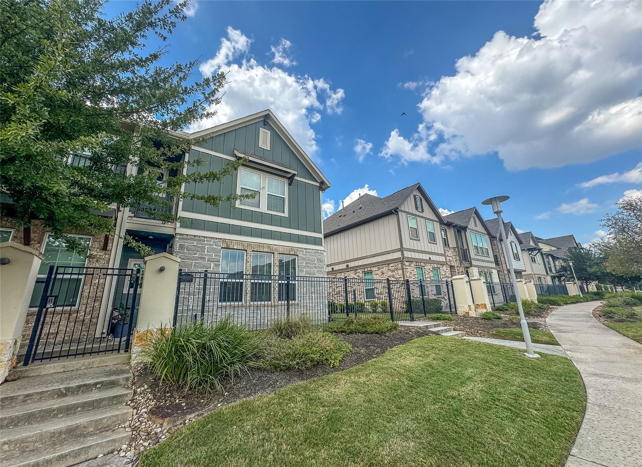 9503 Towne Lake Parkway