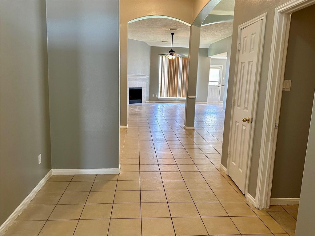 Photo of 4542 Reams Lane, Fresno, TX 77545 (MLS # 67521428)