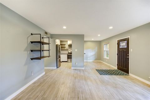 Photo of 3224 Timmons Lane #155, Houston, TX 77027 (MLS # 61238413)