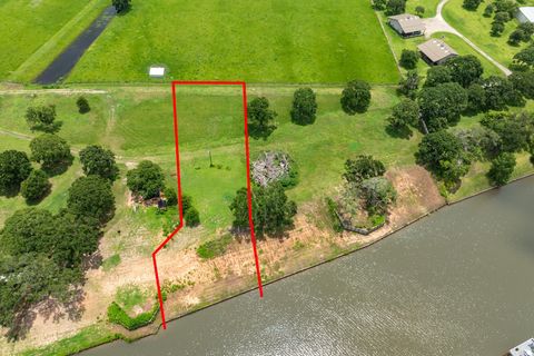Vacant Land For Sale - 2 County Road 344<br/> Sweeny, TX 77480