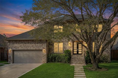Photo of 5706 Birdwood Road, Houston, TX 77096 (MLS # 41246975)