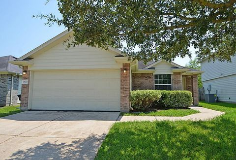 Photo of 19723 Brisbane Meadows Drive, Katy, TX 77449 (MLS # 89590324)