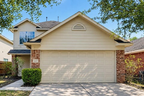 Homes For Rent - 33226 Cottonwood Bend<br/> Magnolia, TX 77354