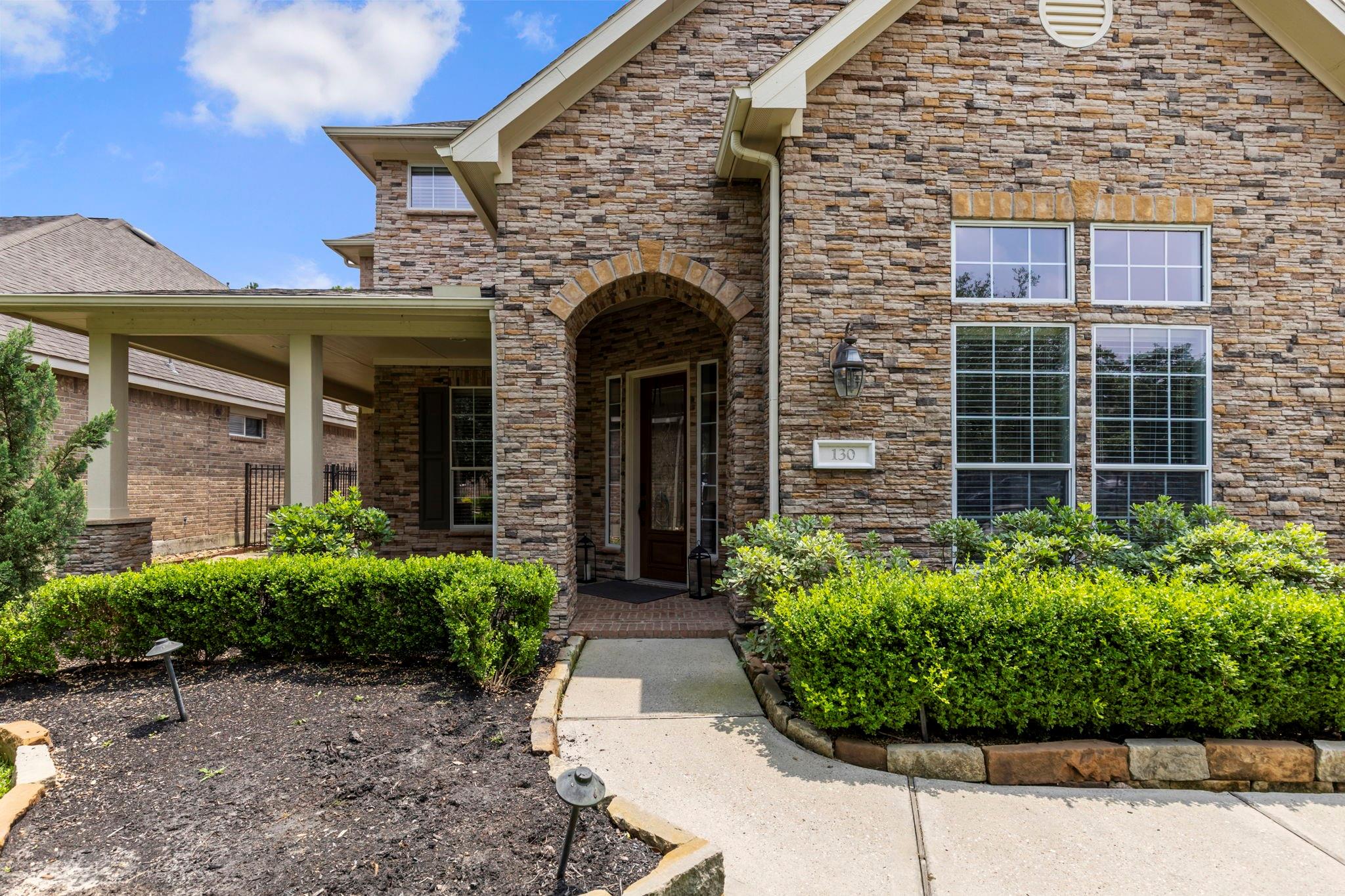 130 S Arrow Canyon Circle