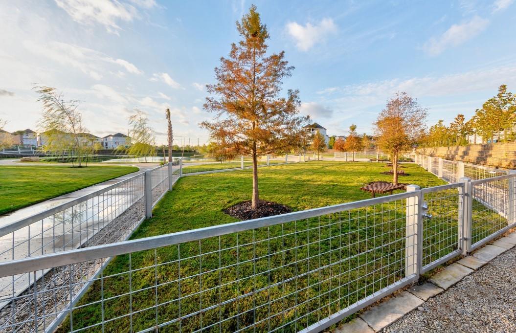 6120 Cottage Grove Lake Drive