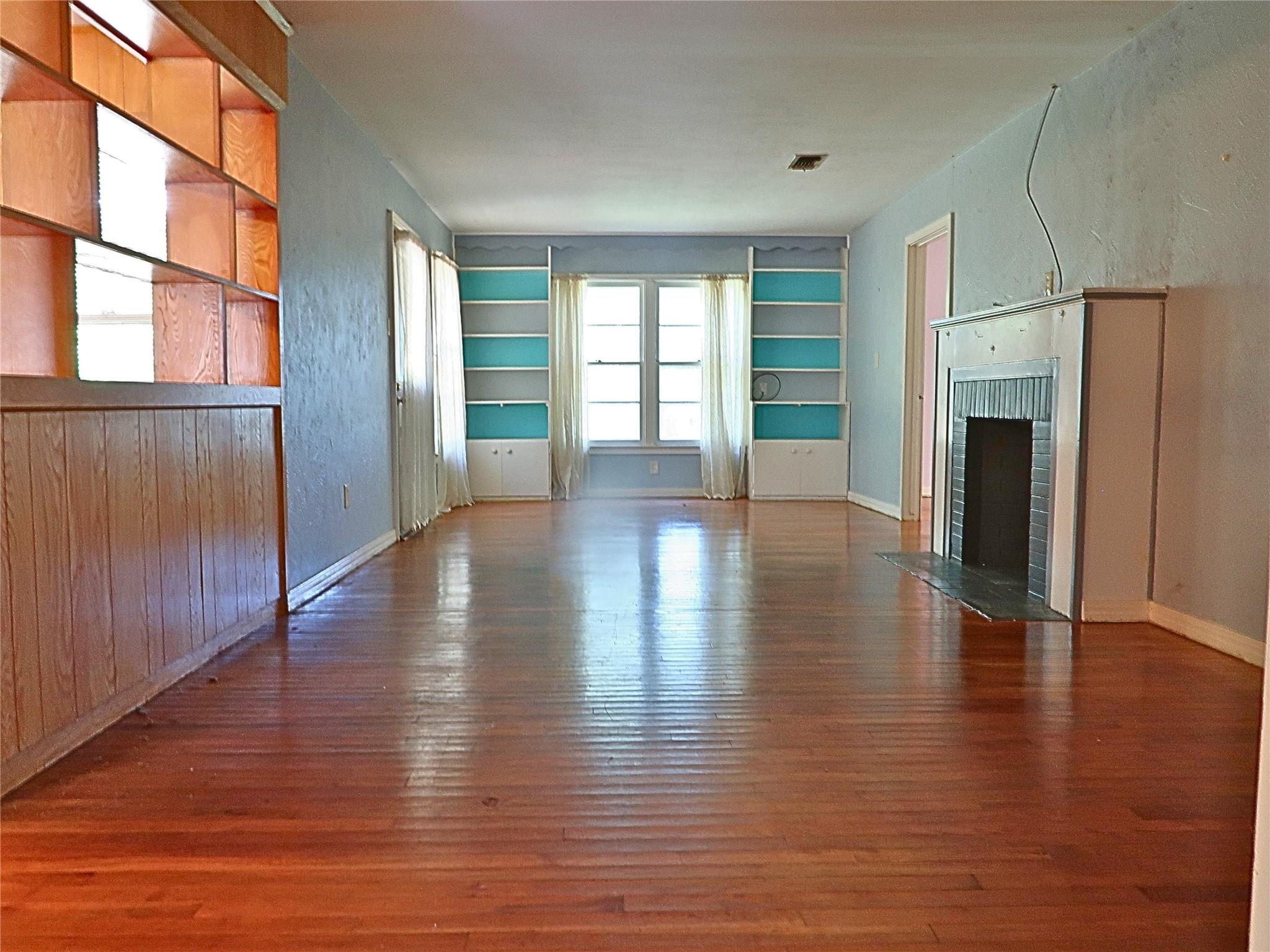 Baytown, Texas 77520, United States, 3 Bedrooms Bedrooms, ,2 BathroomsBathrooms,Residential,Active,219090