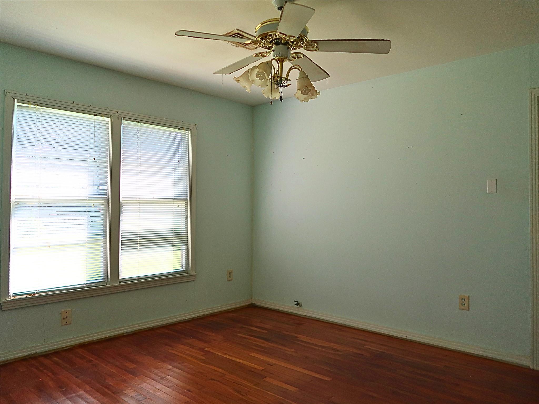 Baytown, Texas 77520, United States, 3 Bedrooms Bedrooms, ,2 BathroomsBathrooms,Residential,Active,219090