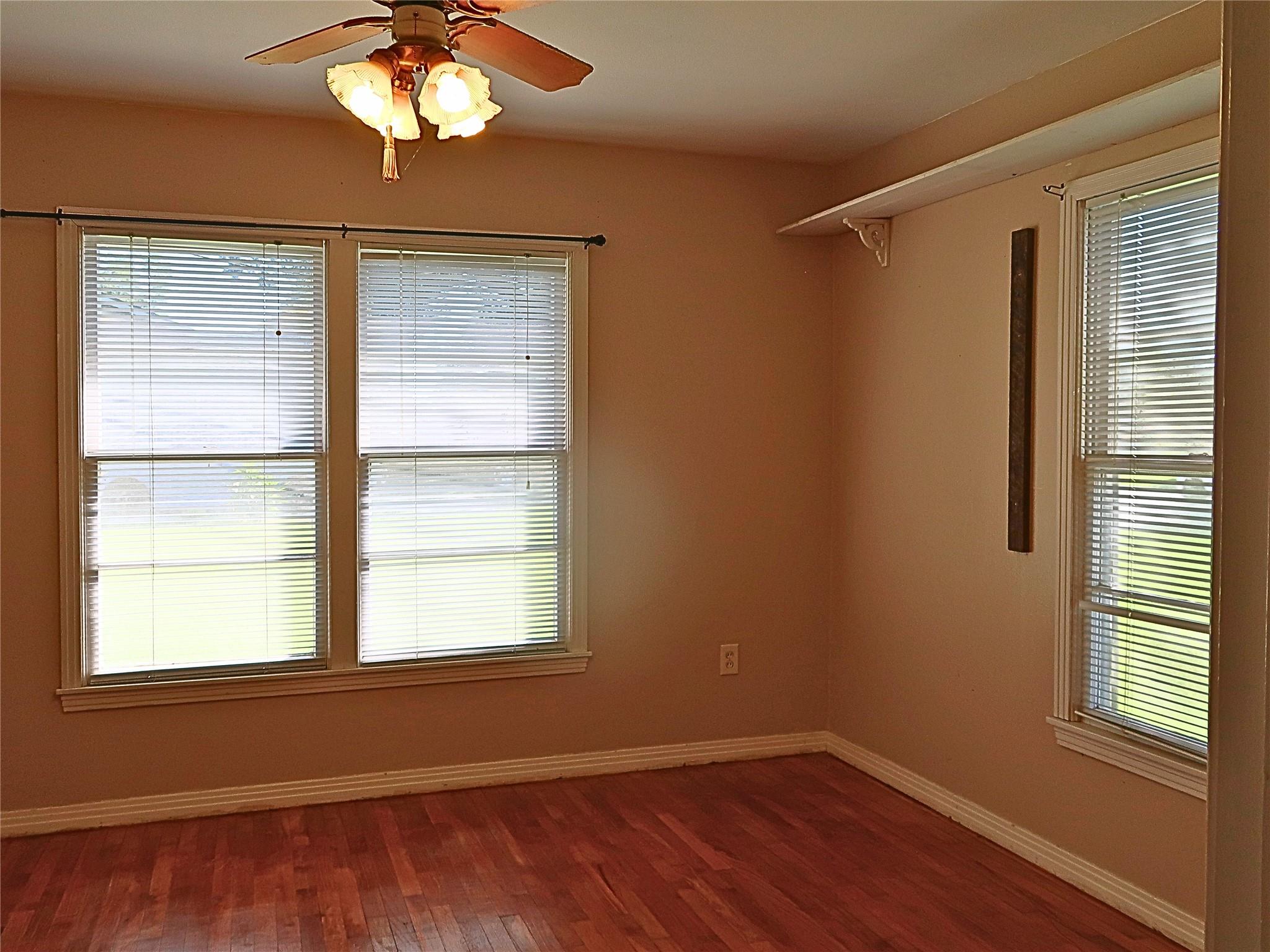 Baytown, Texas 77520, United States, 3 Bedrooms Bedrooms, ,2 BathroomsBathrooms,Residential,Active,219090