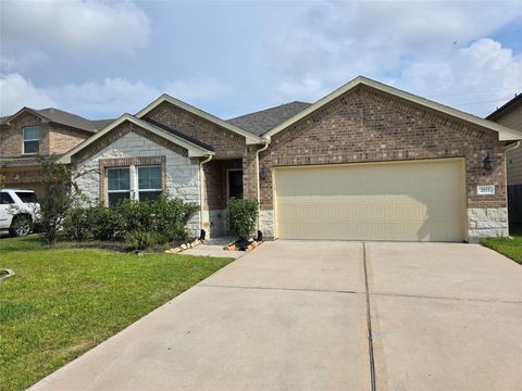 Photo of 2011 Cherryvale Drive, Tomball, TX 77375 (MLS # 25810775)