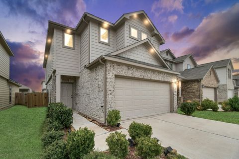 Photo of 13426 Merryville Harrogate Lane, Houston, TX 77048 (MLS # 45520434)