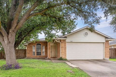 Photo of 15411 Town Green Drive, Houston, TX 77083 (MLS # 10475078)