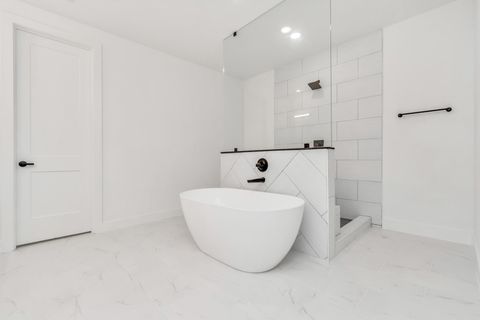 Tiny photo for 5616 Savyon Drive, Houston, TX 77091 (MLS # 15874528)