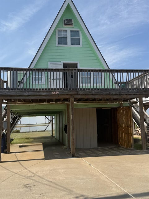 Photo of 4419 Palm Street, Freeport, TX 77541 (MLS # 24921948)