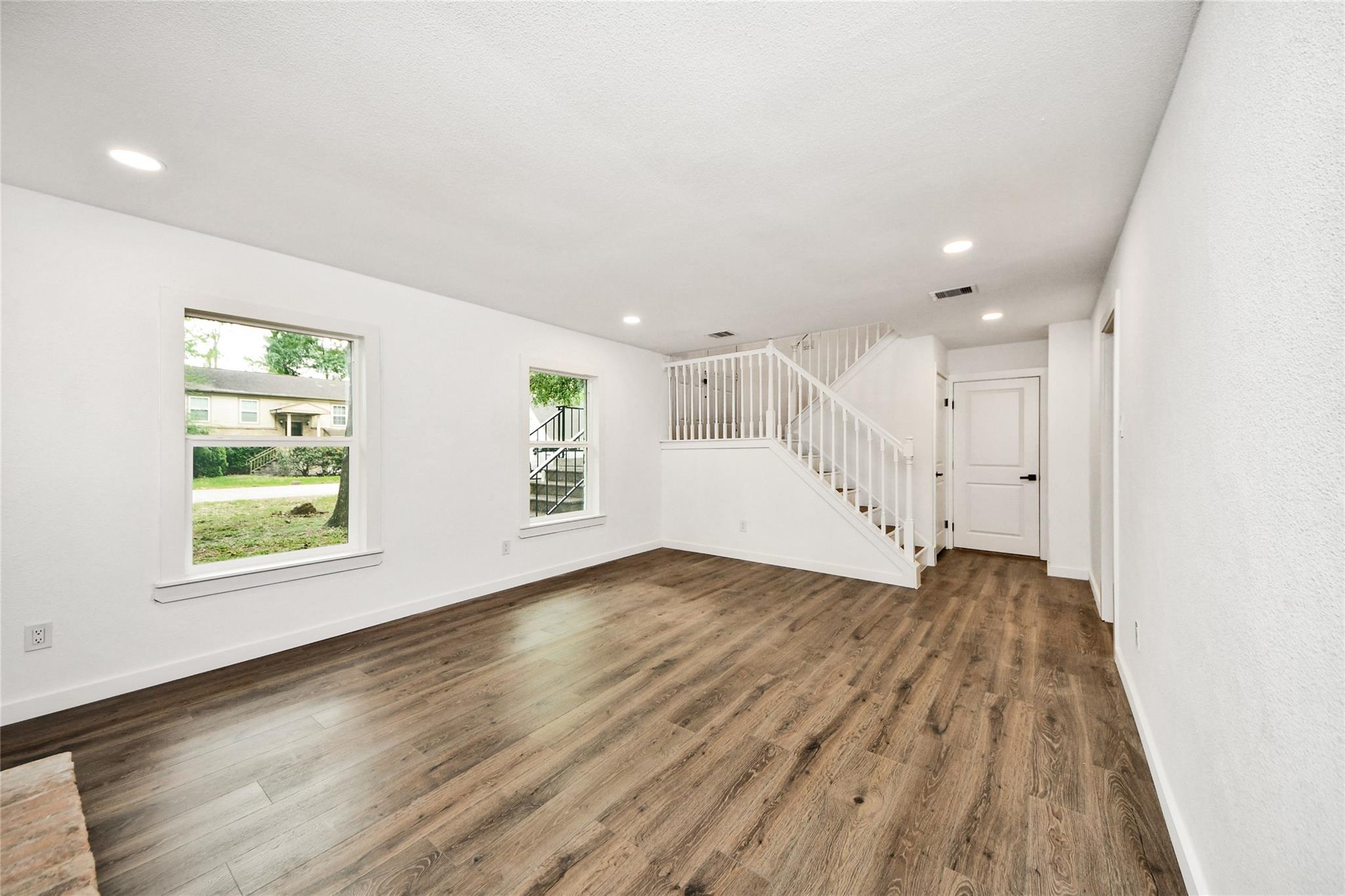 33 Kittiwake Court