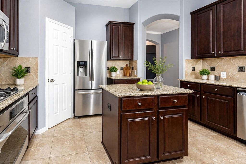 Photo of 14322 Baron Creek Lane, Houston, TX 77044 (MLS # 31551596)
