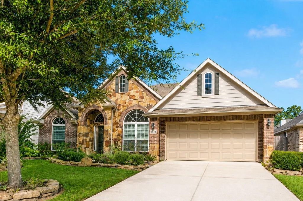 Photo of 14322 Baron Creek Lane, Houston, TX 77044 (MLS # 31551596)