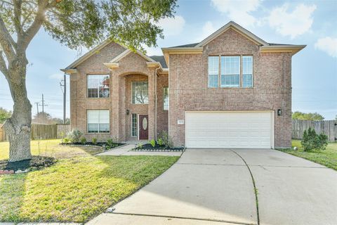 Photo of 4113 Oak Point Drive, Pearland, TX 77581 (MLS # 18282372)