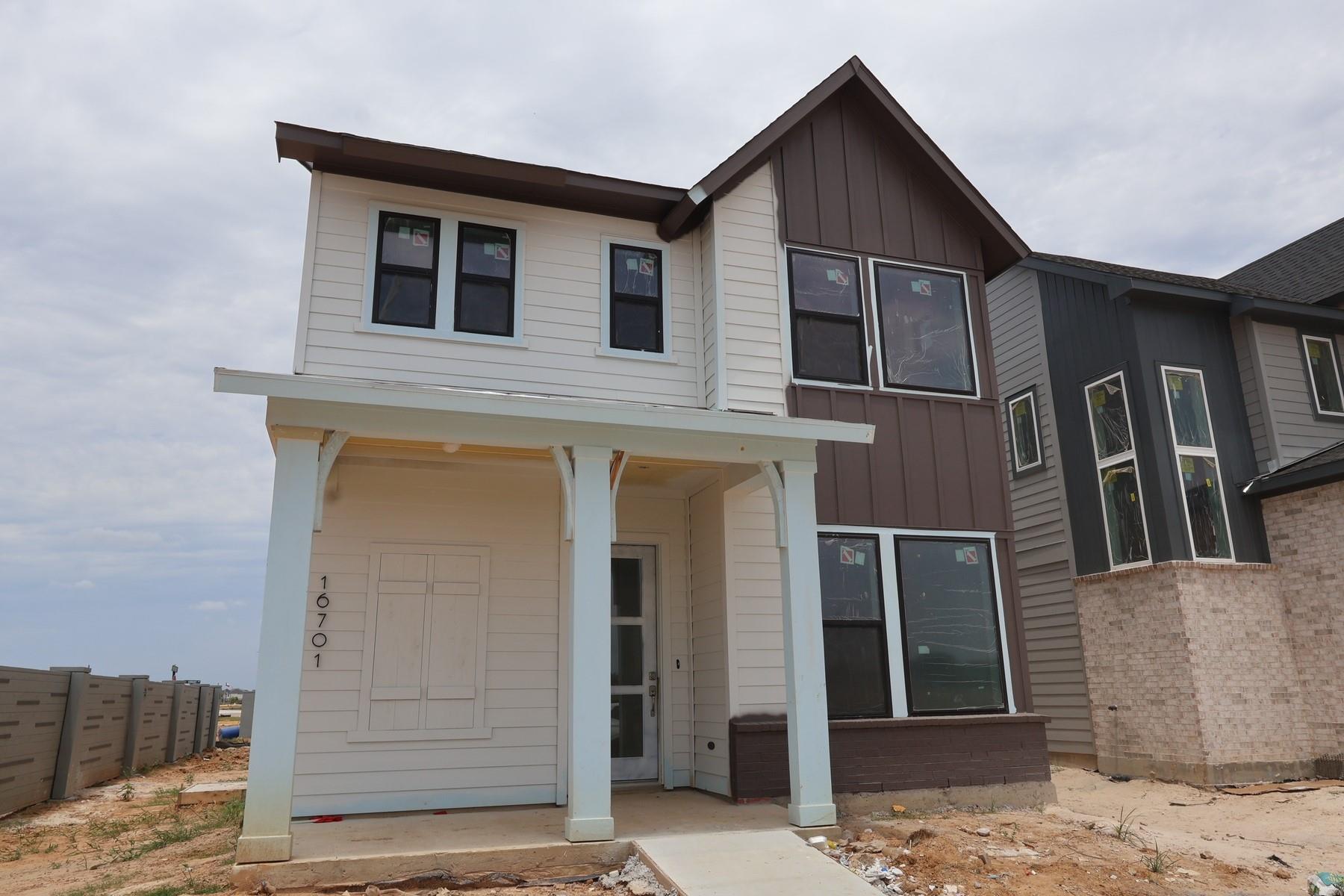 16701 Vibrant Lea Lane