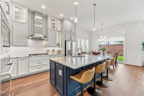 Photo of 3503 Kensington Gardens Lane, Houston, TX 77055 (MLS # 5185213)