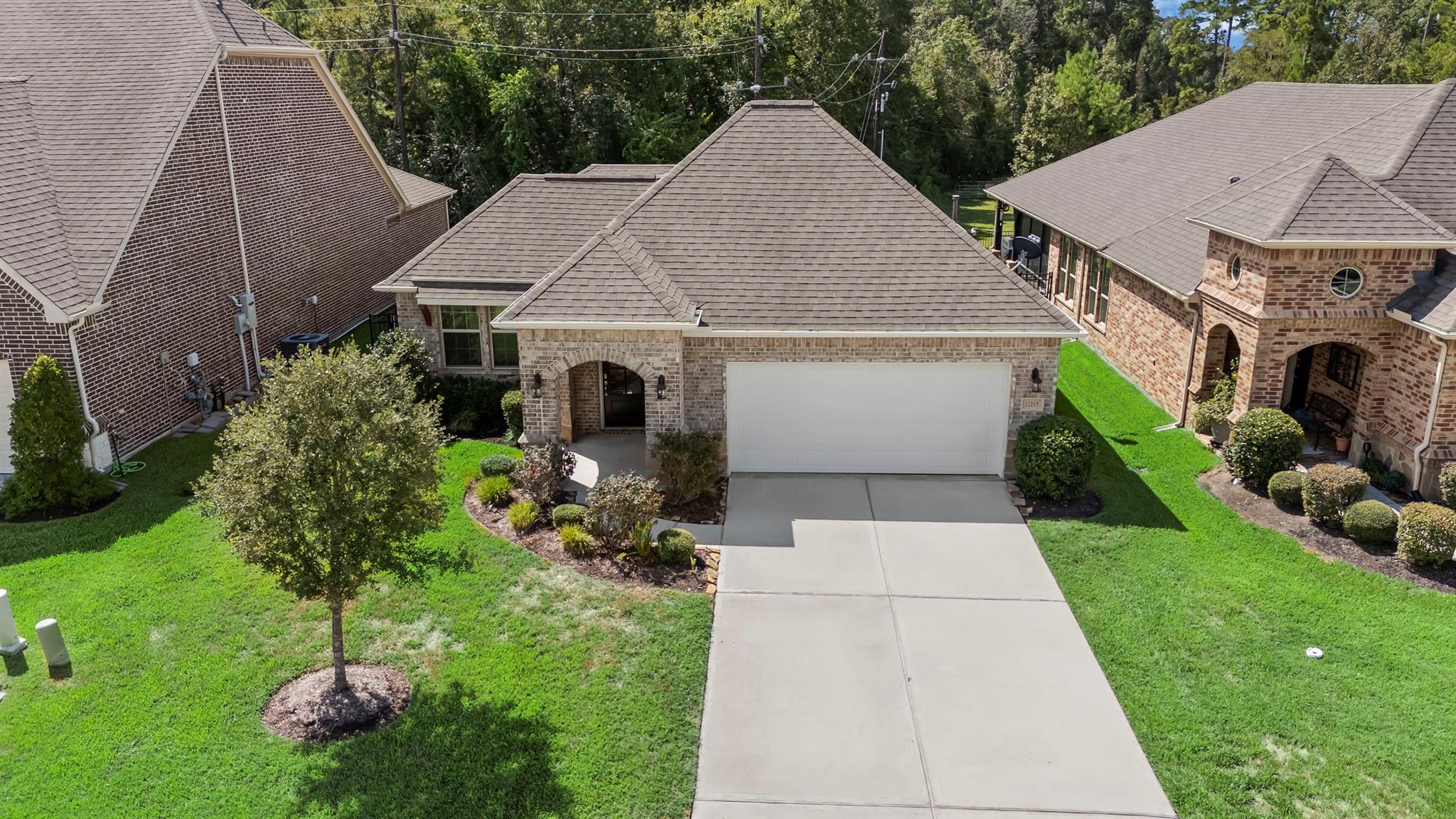 12215 Forest Villas Lane