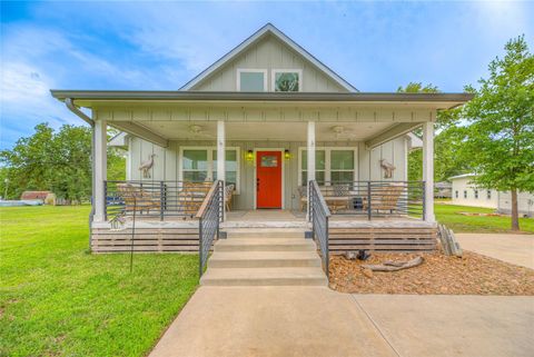 Photo of 1345 Indian Hill Boulevard, Livingston, TX 77351 (MLS # 40570612)