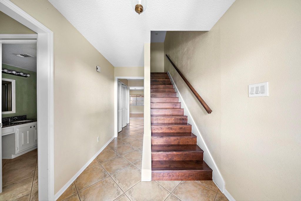 Photo of 14185 Misty Meadow Lane, Houston, TX 77079 (MLS # 19792987)