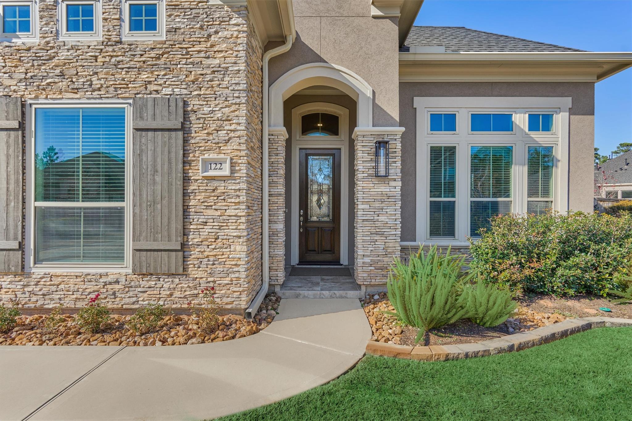 122 Coral Bells Court