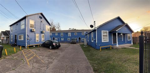 Photo of 7018 Avenue F #1, Houston, TX 77011 (MLS # 66543754)