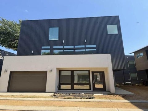 Photo of 1527 Hickory Street, Dallas, TX 75215 (MLS # 33895563)