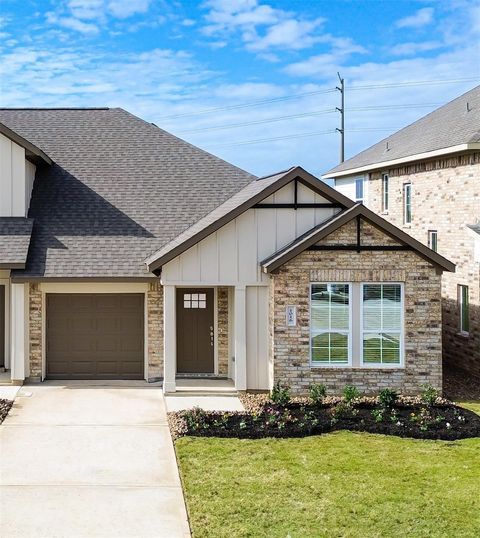 Photo of 1016 Tillman Lane, East Bernard, TX 77435 (MLS # 54334237)