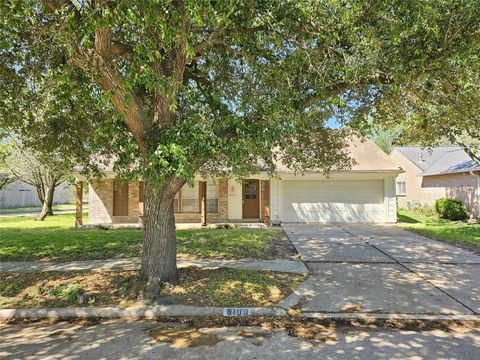 Photo of 6103 Wolfboro Drive, Houston, TX 77041 (MLS # 2353726)