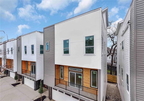 Photo of 710 Link Road #E, Houston, TX 77009 (MLS # 46145518)