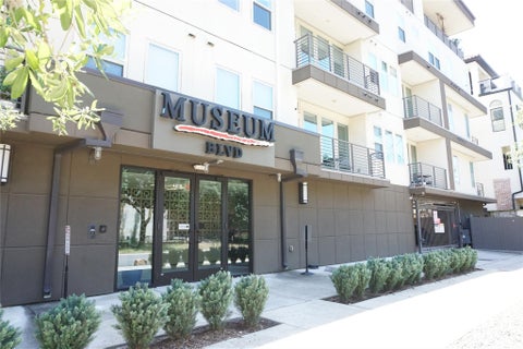 Photo of 4819 Caroline Street #111, Houston, TX 77004 (MLS # 46526460)