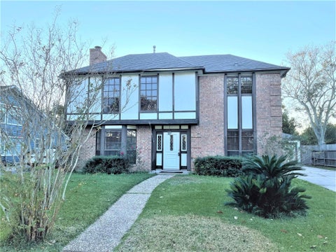 Homes For Rent - 15414 Woodhorn Drive<br/> Houston, TX 77062
