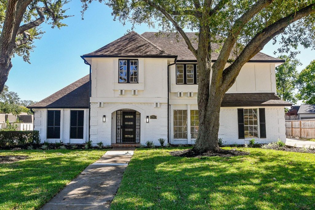 Photo of 7703 Braesridge Court, Houston, TX 77071 (MLS # 42031010)