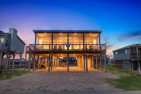 Photo of 706 Beach Drive, Freeport, TX 77541 (MLS # 44724440)